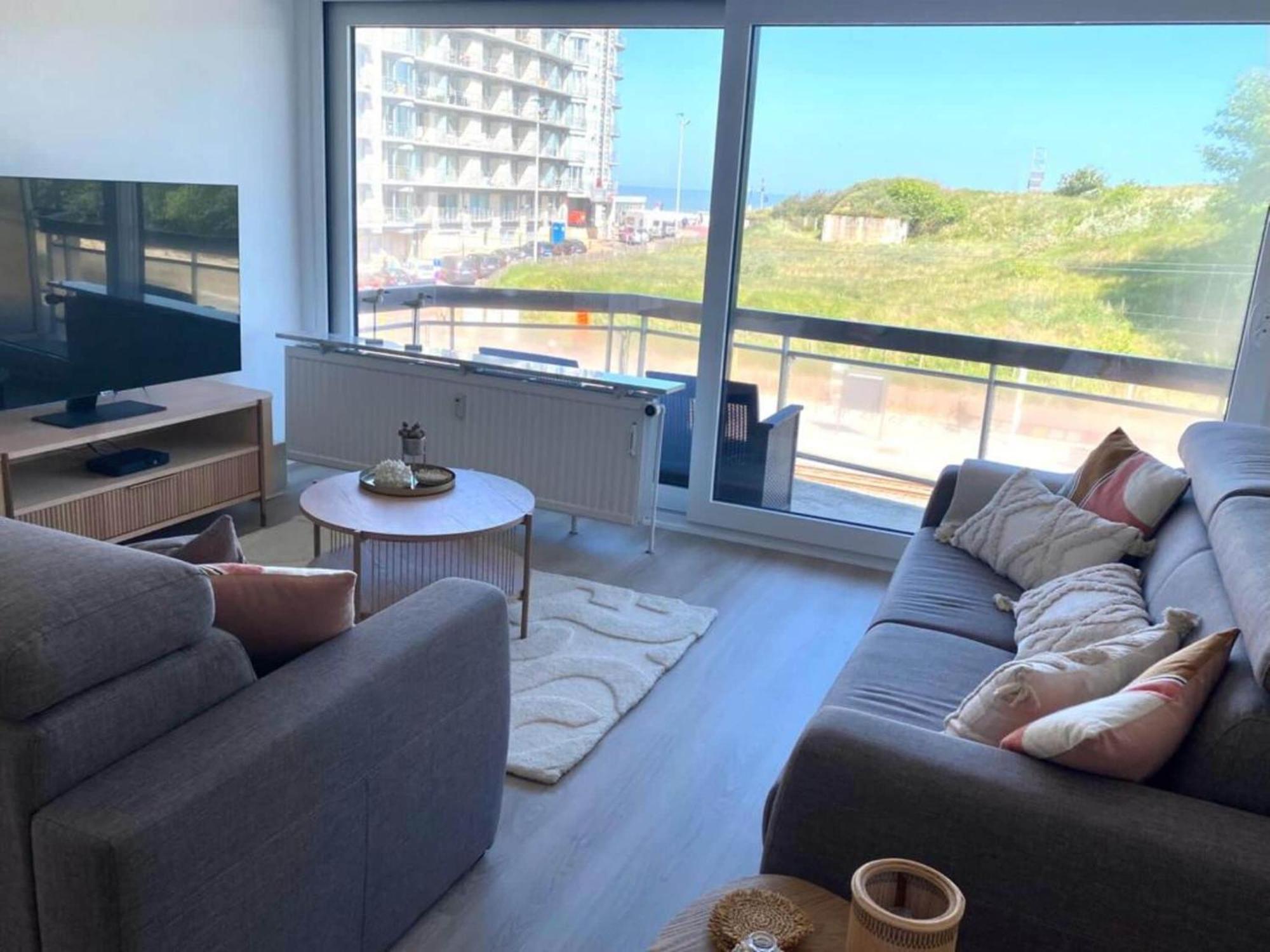 Fantastic In Near Sea Apartment *